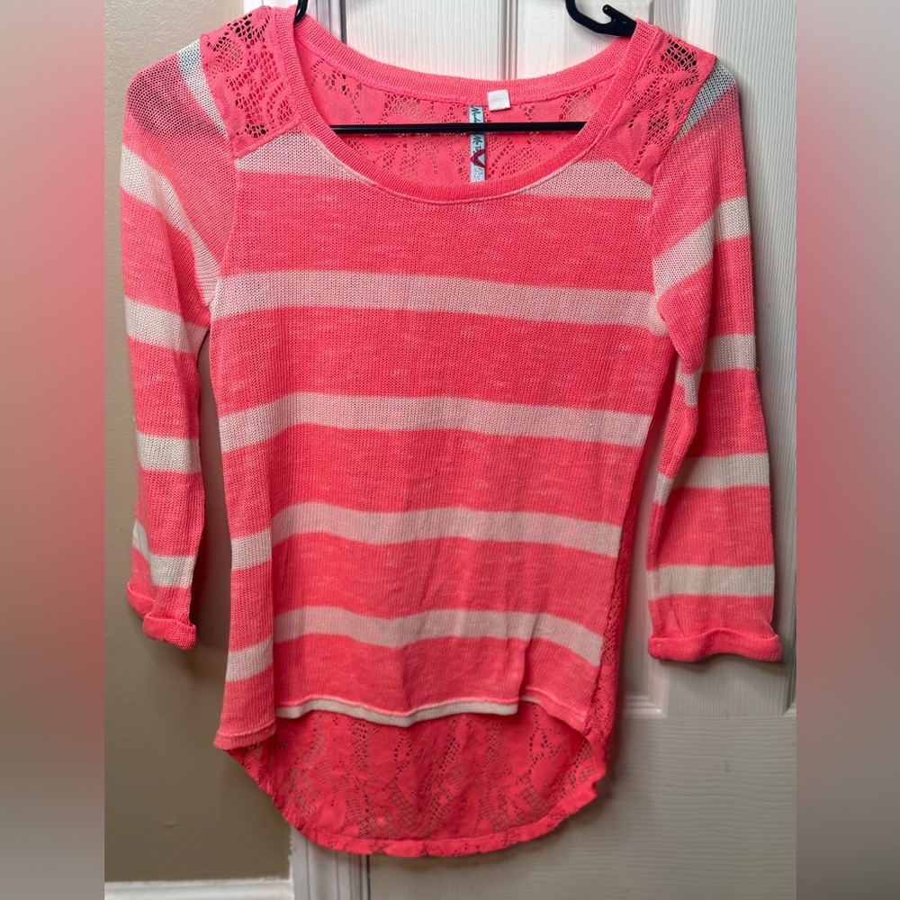 Elegant Coral Lace Long Sleeve Top